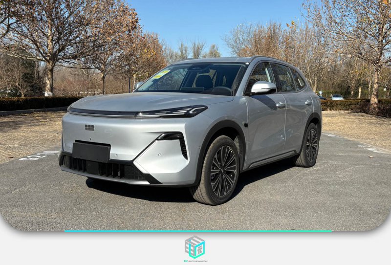 续航/配置再升级 试驾2026款吉利银河星舰7 EM-i
