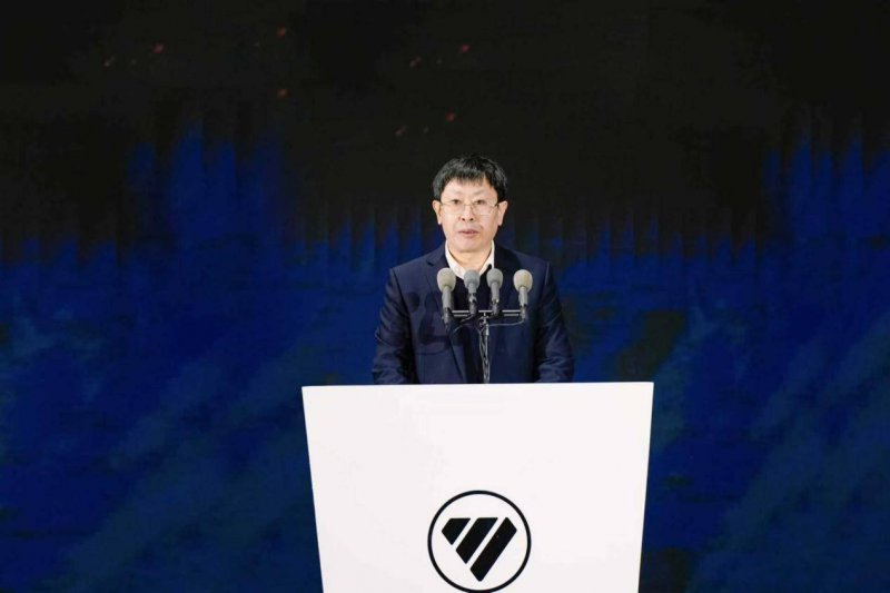 现场签约订单1682辆 福田启明星全矩阵产品商丘下线