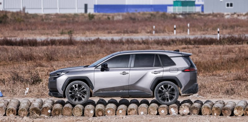 做好取舍才是关键 场地试驾一汽丰田全新RAV4荣放